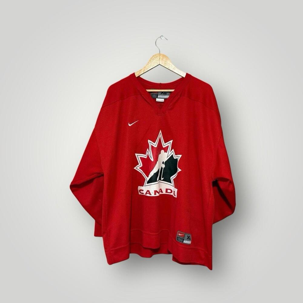 90s Nike Team Canada Jersey Size XL Men’s